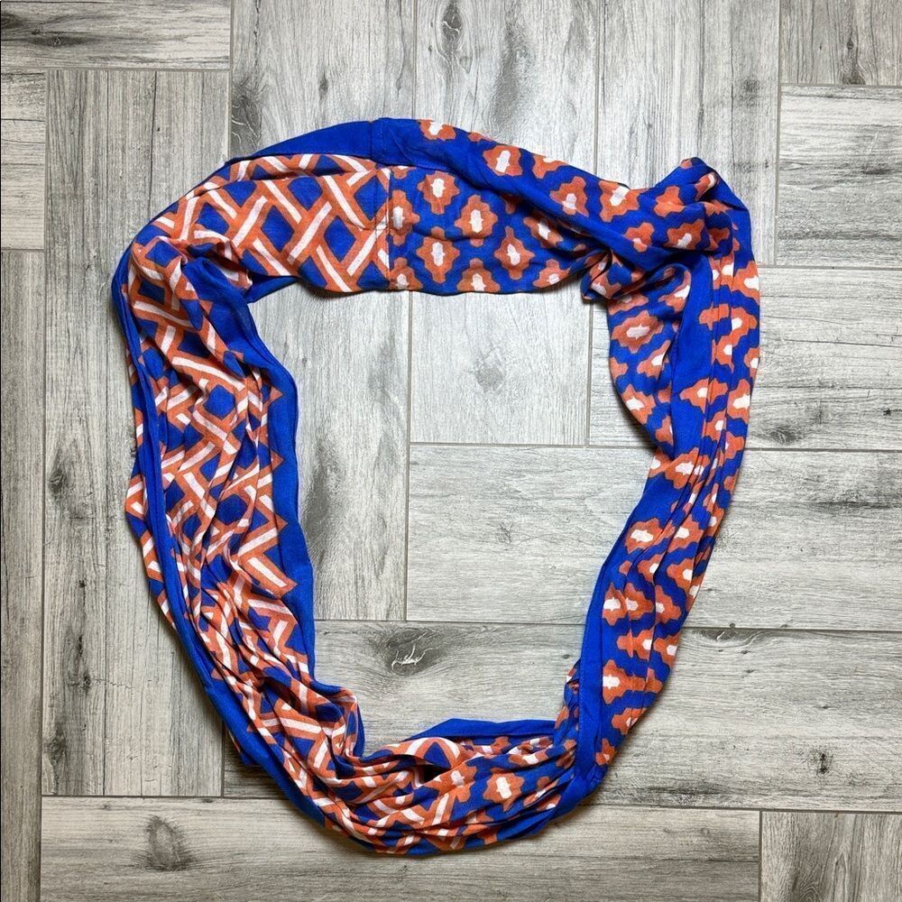Mud Pie Vibrant Blue and Orange Infinity Scarf Gators colors!